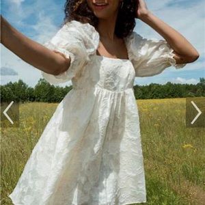 Puff sleeve floral dress